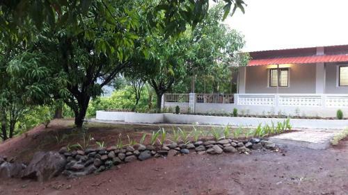 Sur Sangit Farm House