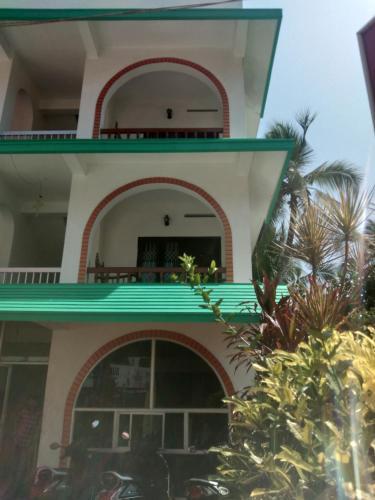 Hotel Devi Holiday Inn