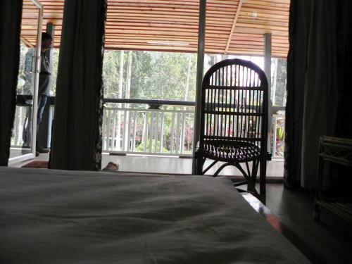 Hotel Aranya Resorts