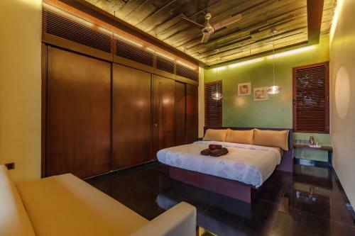 Villa Saffronstays Aquila