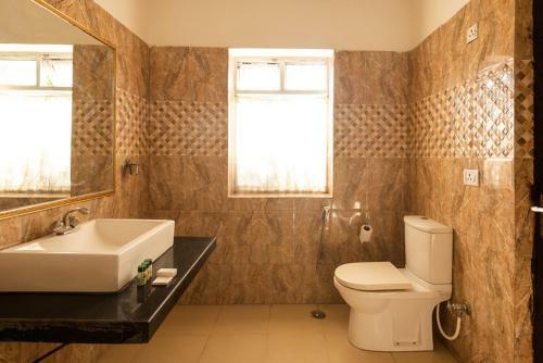 Hotel Upvan Wildlife Resort - Pura Stays