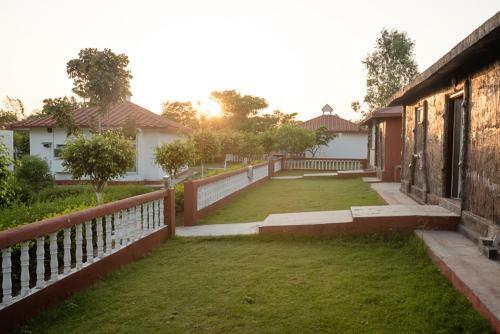 Hotel Upvan Wildlife Resort - Pura Stays