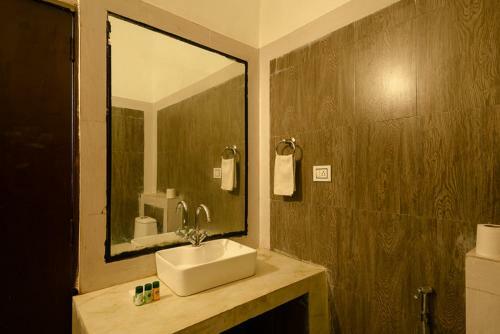 Hotel Upvan Wildlife Resort - Pura Stays