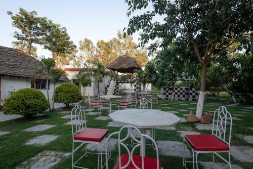 Hotel Upvan Wildlife Resort - Pura Stays