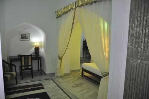 Hotel Castle Khandela
