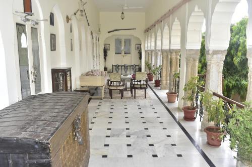 Hotel Castle Khandela