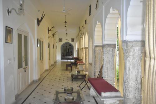 Hotel Castle Khandela