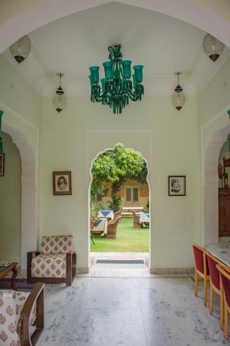 Hotel Castle Khandela