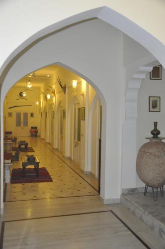 Hotel Castle Khandela