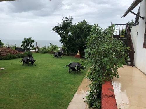 Hotel Exotica Suvarna Samudra