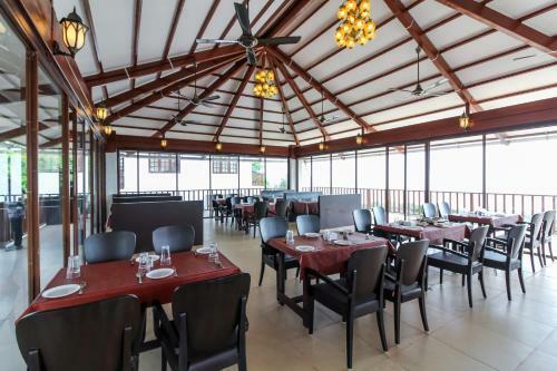 Hotel Exotica Suvarna Samudra