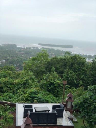Hotel Exotica Suvarna Samudra