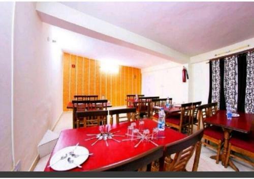 Hostal Deluxe Stay At Mall Road (200m From Church)