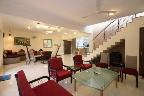 Villa Serene By Vista Rooms