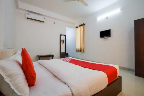Oyo 27014 Hotel Badam Palace