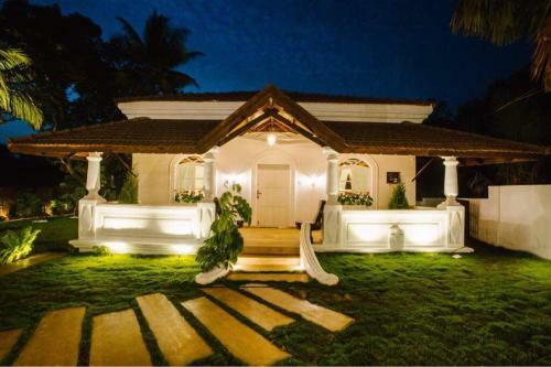 4 Bhk Luxury Villa With Private Swimming Pool