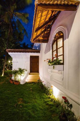 4 Bhk Luxury Villa With Private Swimming Pool
