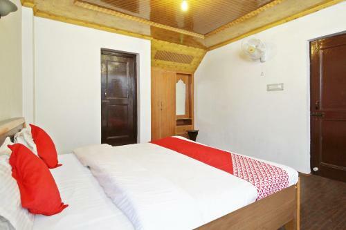 Hostal Oyo 35642 Assad Resorts
