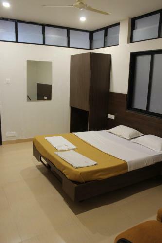 Hotel Suvarn Mandir
