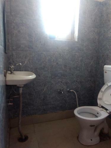 Hotel Shiva Keshav Nandan, Tapovan, Rishikesh