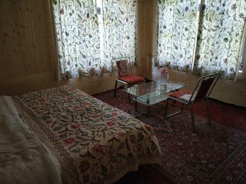Hotel Himalaya Discover Resort Pahalgam Kashmir