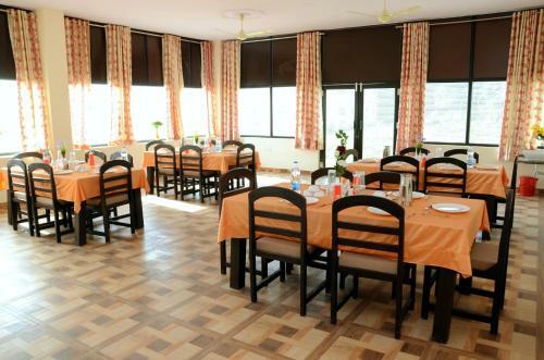 Hotel Motibagh Resort