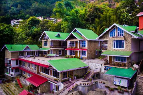 Hotel Udaan Alpine Village Resort