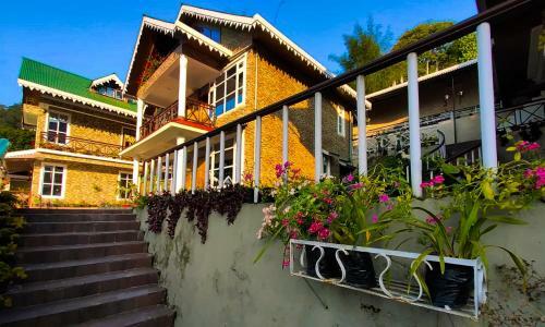 Hotel Udaan Alpine Village Resort
