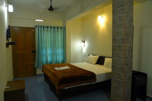 Lodge Purple Munnar