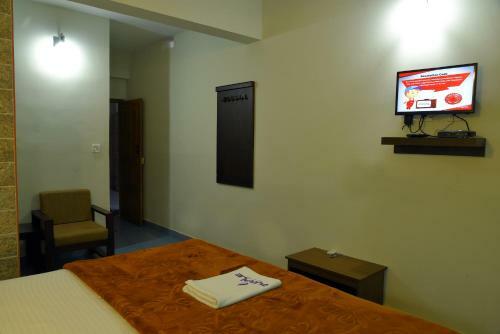 Lodge Purple Munnar