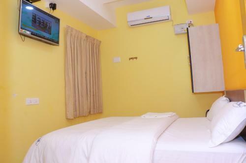 Hotel Avm Residency