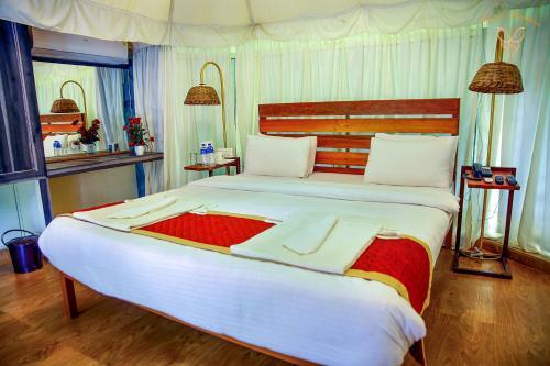 Hotel Magenta Resort