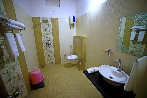 Hotel Dreams Resort Udaipur