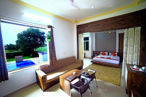 Hotel Dreams Resort Udaipur