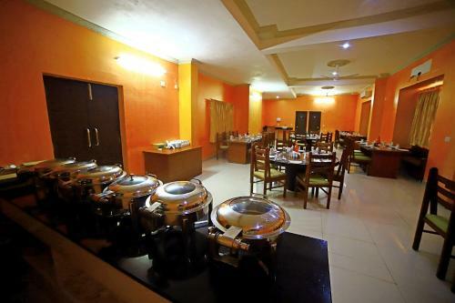 Hotel Dreams Resort Udaipur