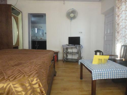 Hotel Walnut Grove