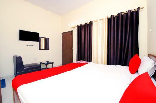 Oyo 8670 Hotel Usha Palace