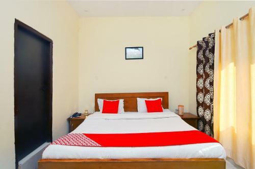 Oyo 8670 Hotel Usha Palace