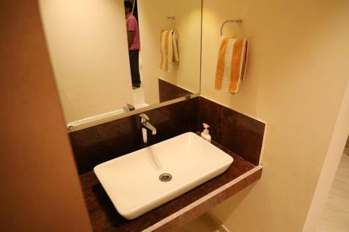 Luxury Pool Villa Malavali