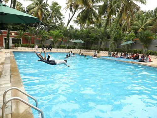 Hotel Celebrity Resort Coimbatore