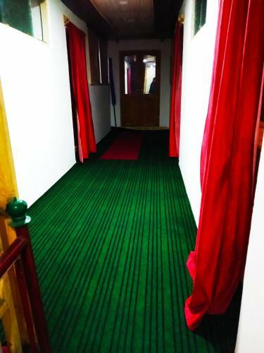 Hostal New Heaven Canal