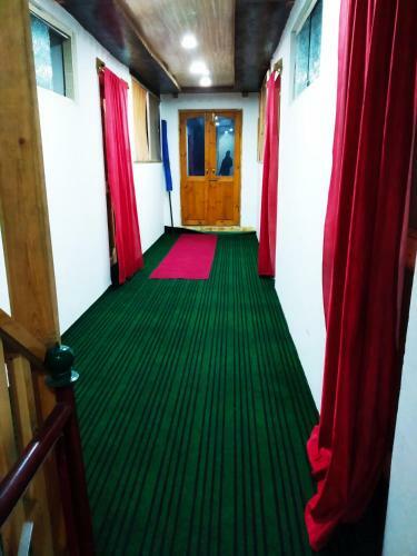 Hostal New Heaven Canal