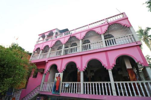 Hotel Oyo 16496 Trinayani Atithi Niwas