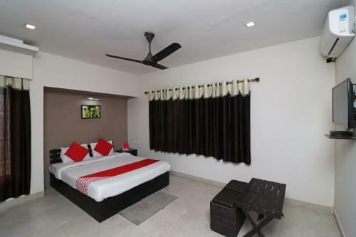 Hotel Oyo 29996 Samriddhi Highway Inn