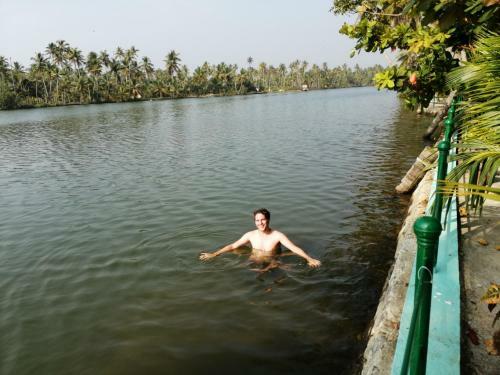 Agroturismo Pranavam Munroe Verdure