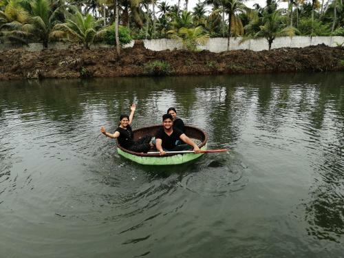 Agroturismo Pranavam Munroe Verdure