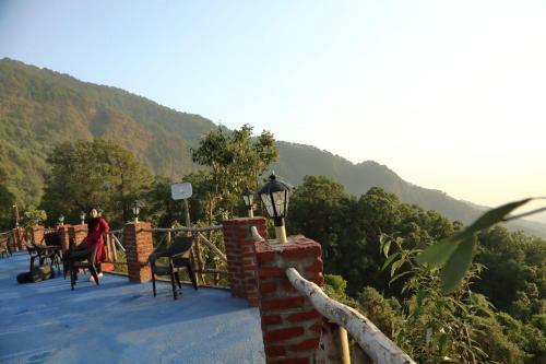 Hotel Aranya Virasat