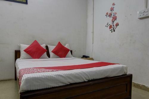 Hotel Oyo 44306 Kanish Home Stay