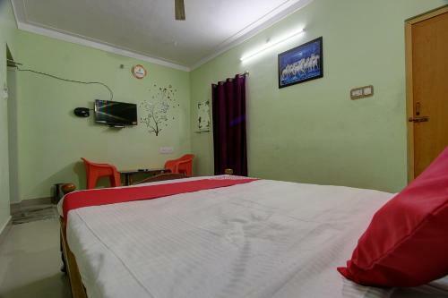 Hotel Oyo 44306 Kanish Home Stay