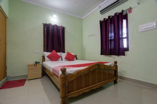 Hotel Oyo 44306 Kanish Home Stay